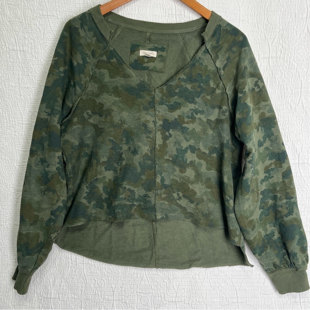 Pilcro Green Camo S Reworked Popover Sweatshirt Long Sleeve Cotton Raglan Top